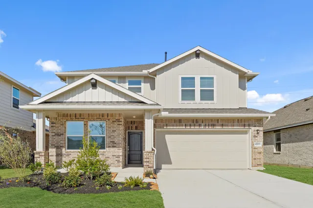 $381,881 | 4703 Bay Vista Drive, Baytown, TX 77523