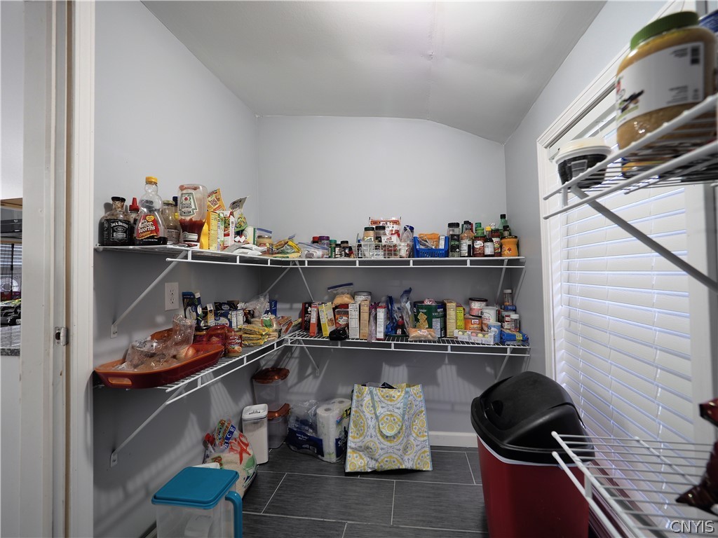 607 Calvert Street Rome, NY 13440 - Photo 11 of 23