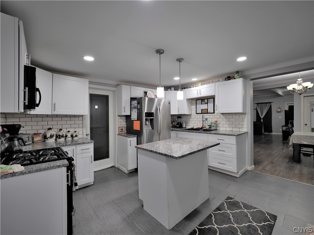 607 Calvert Street Rome, NY 13440 - Photo 8 of 23