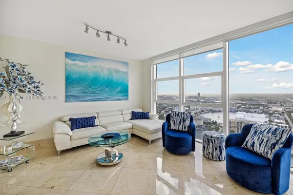 $4,100 | 1830 South Ocean Drive, Unit 4307, Hallandale Beach, FL 33009