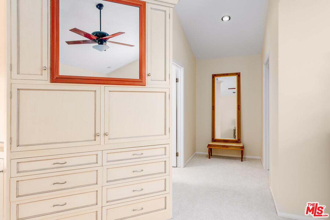 7818 West 79th Street Playa del Rey, CA 90293 - Photo 11 of 27 Gallery Image 11