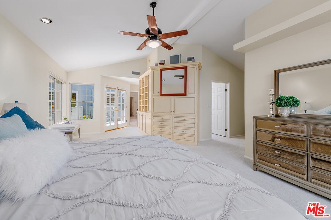 7818 West 79th Street Playa del Rey, CA 90293 - Photo 10 of 27 Gallery Image 10