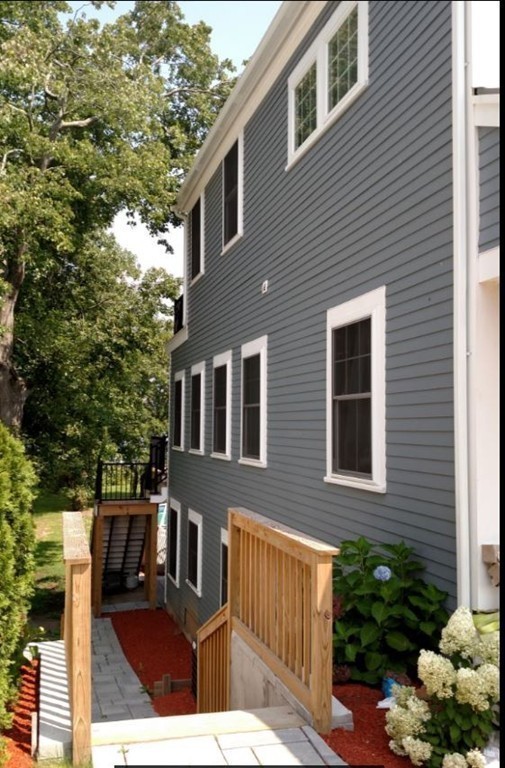 183 Lakeside Road Hanson, MA 02341 - Photo 8 of 21 Gallery Image 8