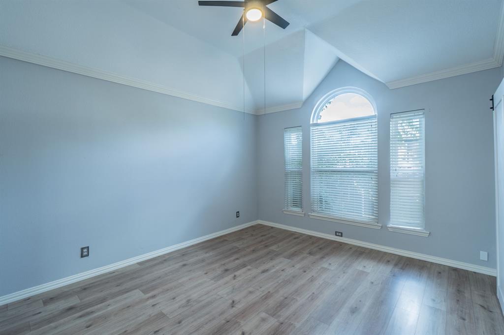 802 Crest Ridge Court Irving, TX 75061 - Photo 14 of 30 Gallery Image 14