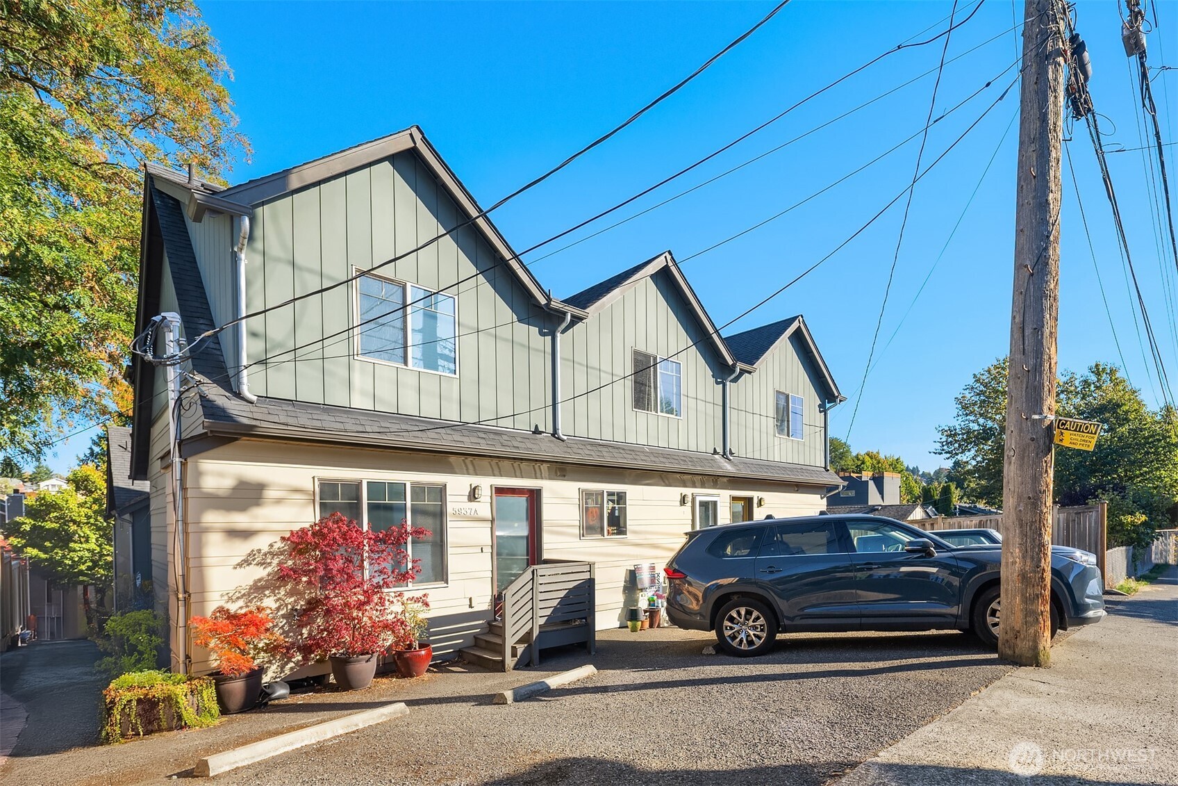 5935 Fauntleroy Way Southwest, Unit A Seattle, WA 98136 - Photo 20 of 20 a car parked in front of a building
