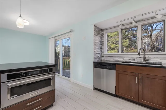 $449,000 | 111 Arbor Drive, Providence, RI 02908