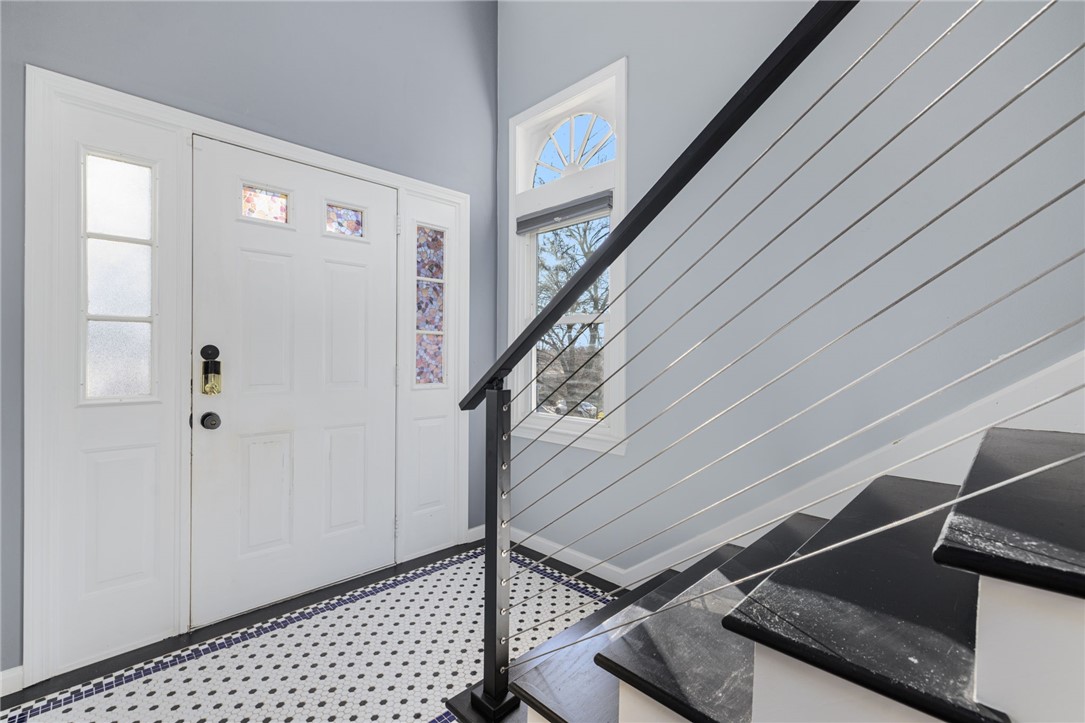 111 Arbor Drive Providence, RI 02908 - Photo 6 of 40