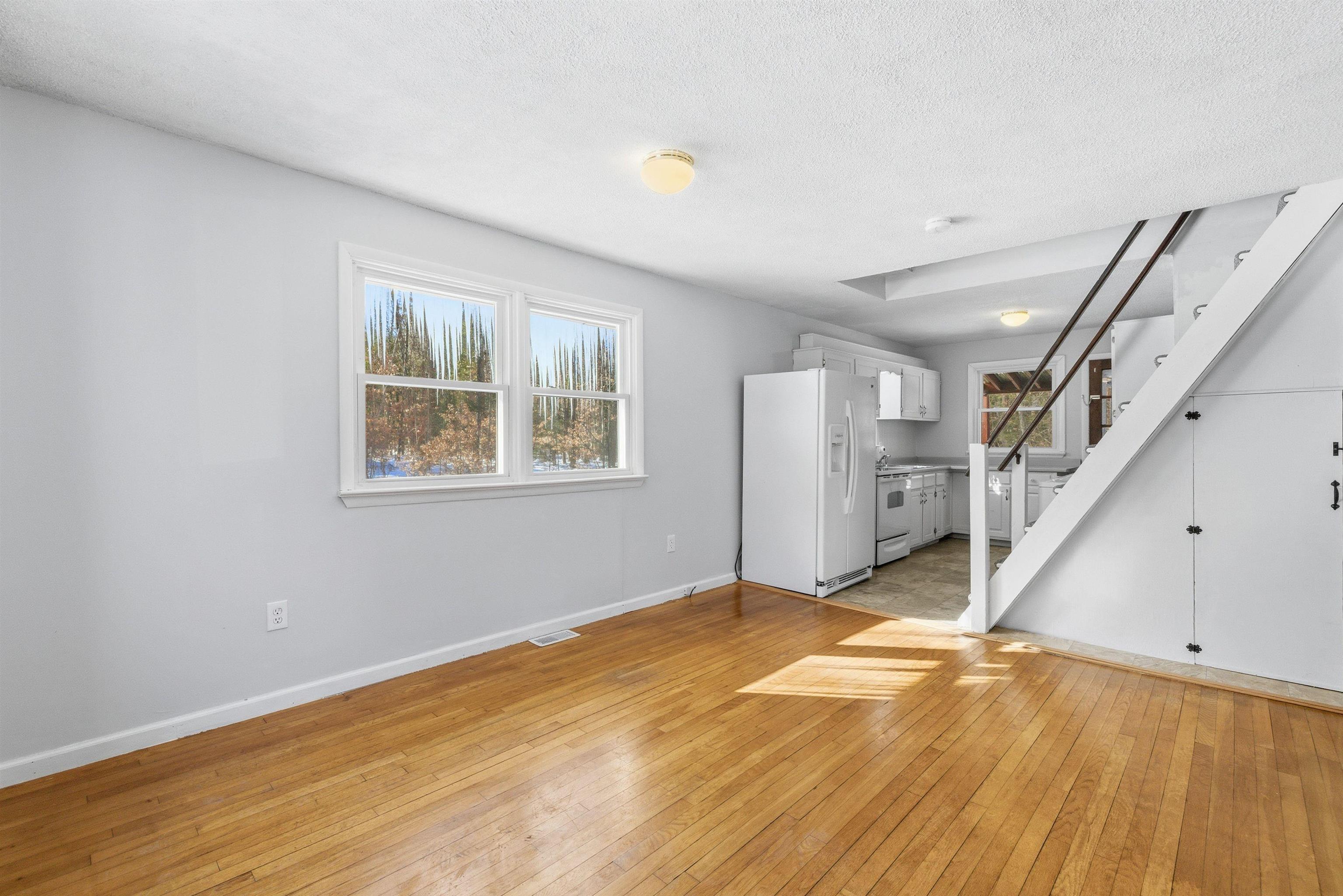 438 Bay Hill Road Northfield, NH 03276 - Photo 13 of 44