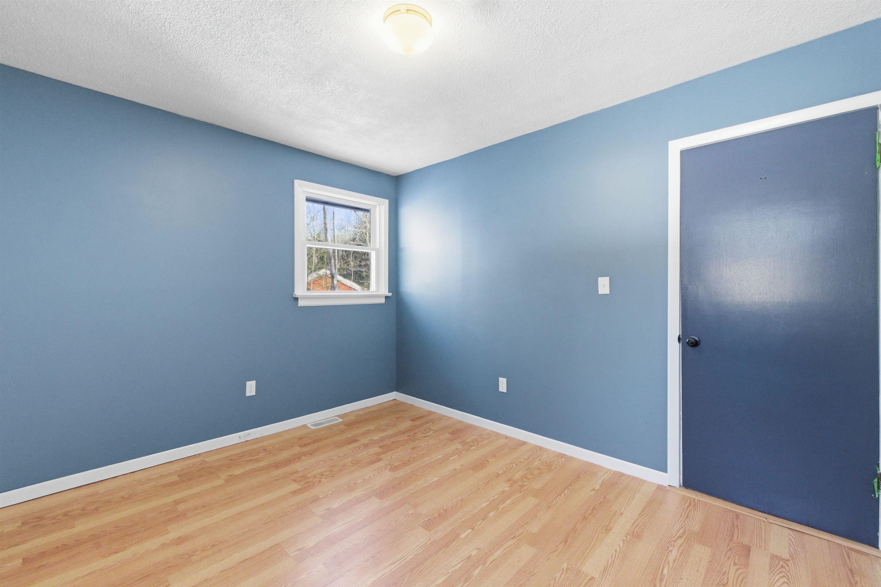 438 Bay Hill Road Northfield, NH 03276 - Photo 17 of 44