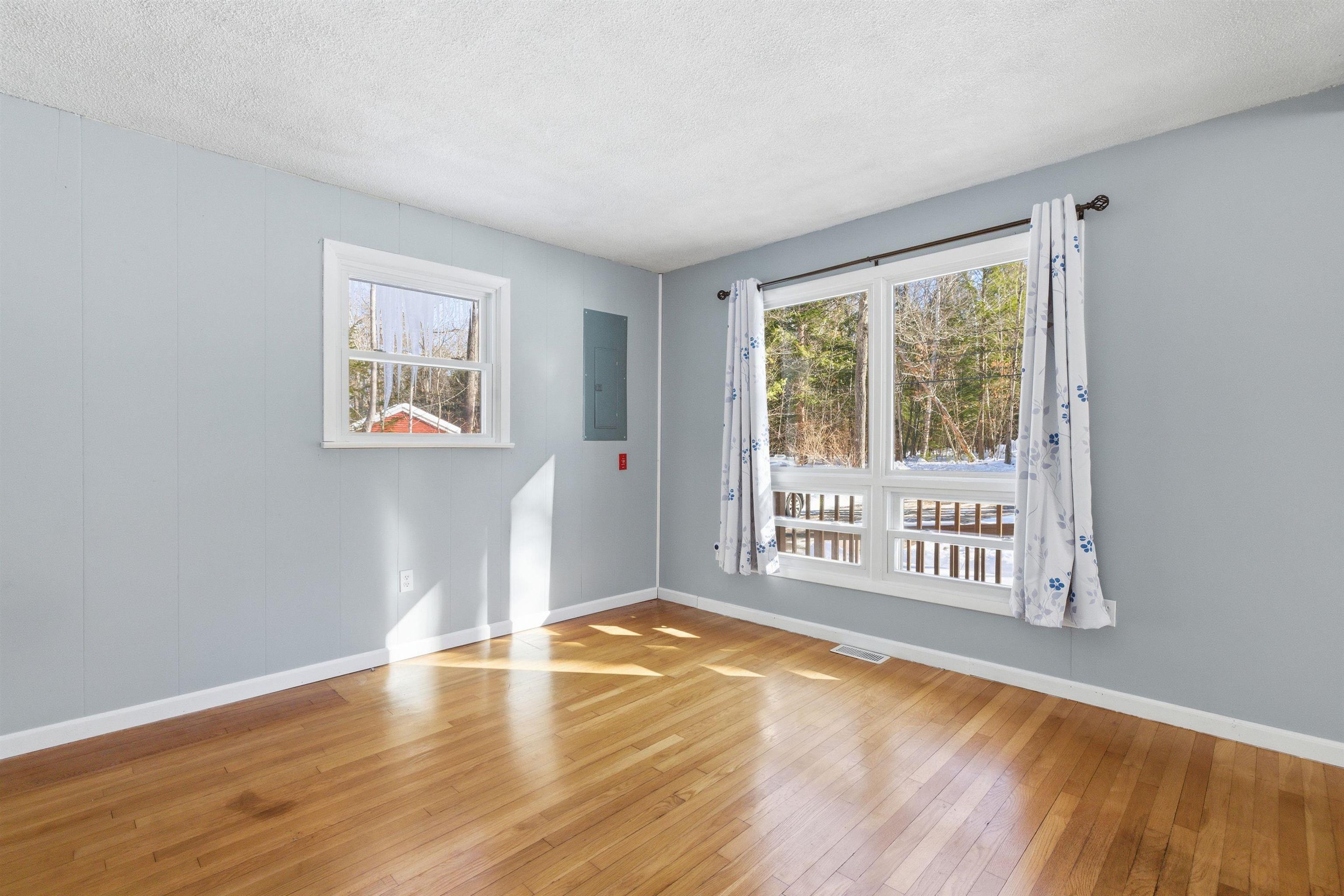 438 Bay Hill Road Northfield, NH 03276 - Photo 9 of 44