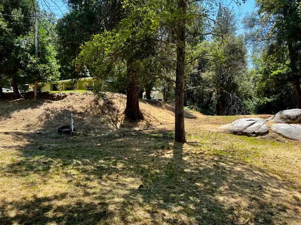 $365,000 | 2018 Whistler Way, Somerset, CA 95684