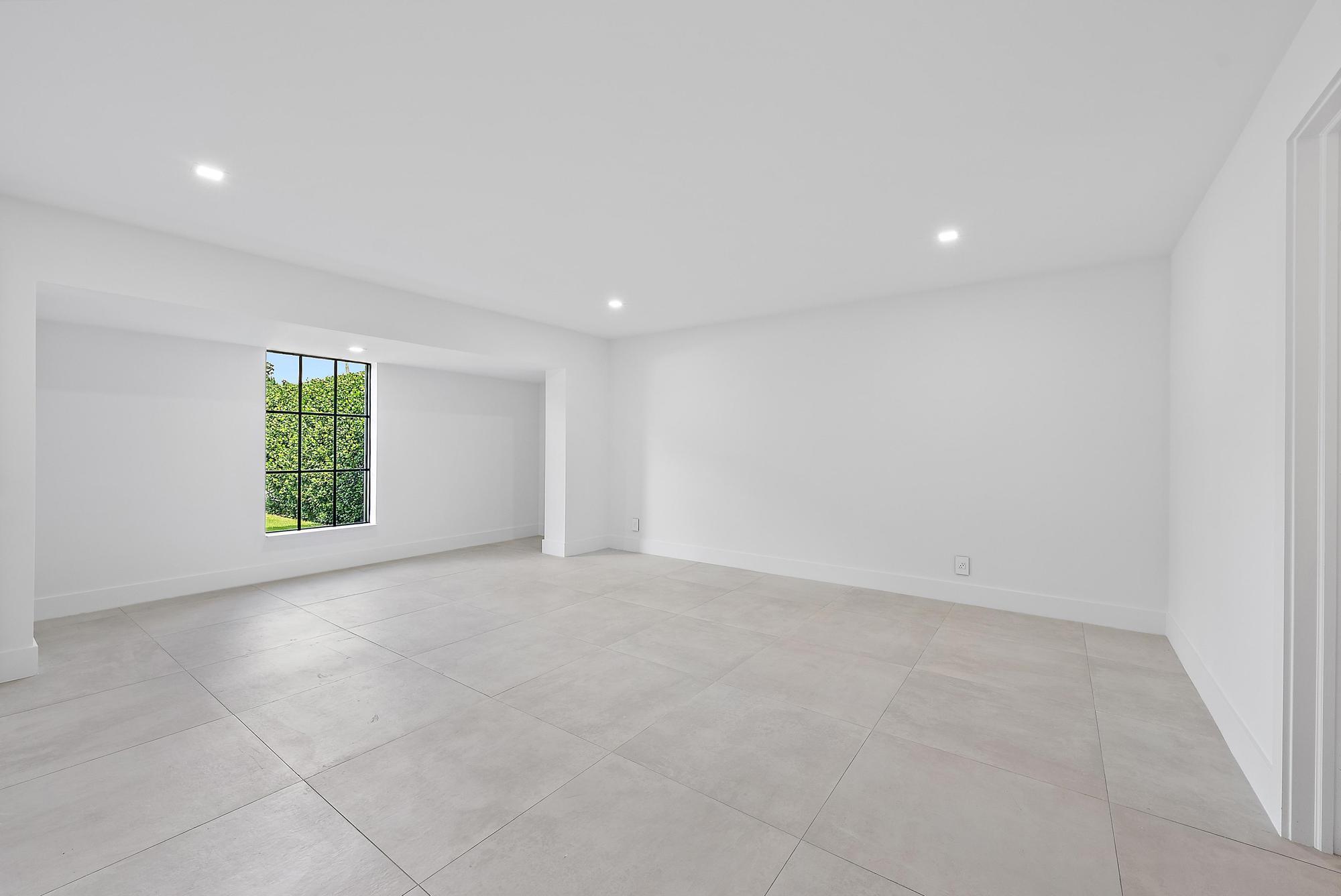 391 West Riverside Drive Tequesta, FL 33469 - Photo 25 of 49 391 W Riverside Dr-14