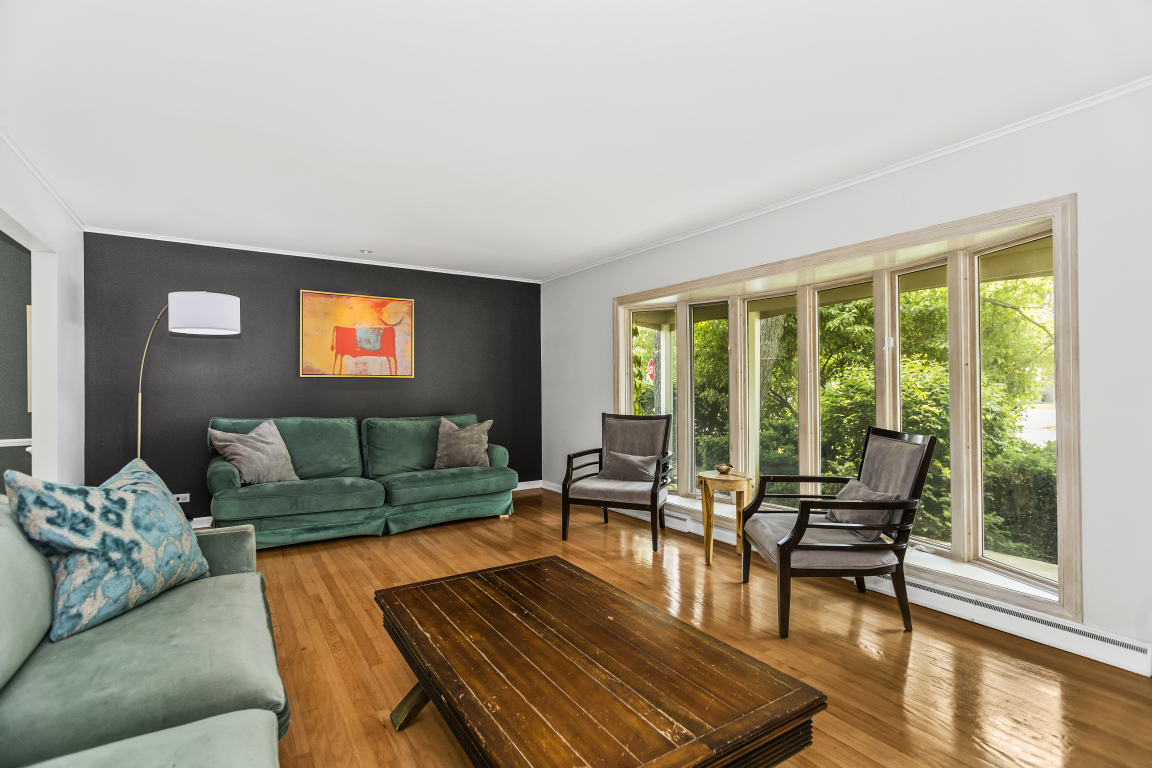 1145 Wincanton Drive Deerfield, IL 60015 - Photo 3 of 39