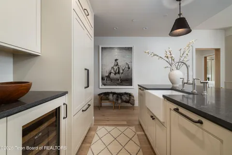 $7,950,000 | 3285 Village Drive, Unit 302, Teton Village, WY 83025