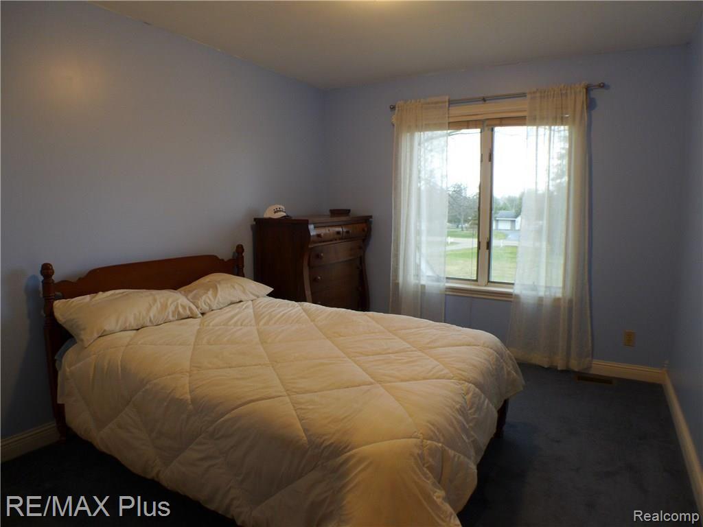 2585 Reed Road Lapeer, MI 48446 - Photo 9 of 18 P1020356.JPG