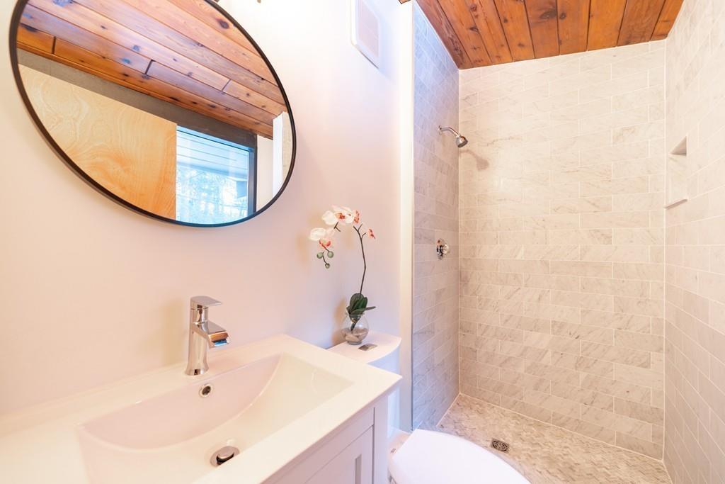 11 Hidden Ledge Road Manchester, MA 01944 - Photo 16 of 31 Gallery Image 16