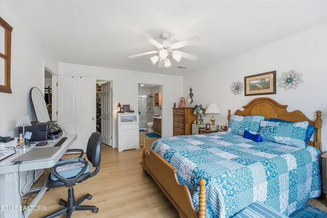 $385,000 | 3927 Glen Oaks Drive, Maryville, TN 37804