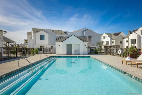 $1,505,000 | 1107 Catania Court, Unit 208, Encinitas, CA 92024