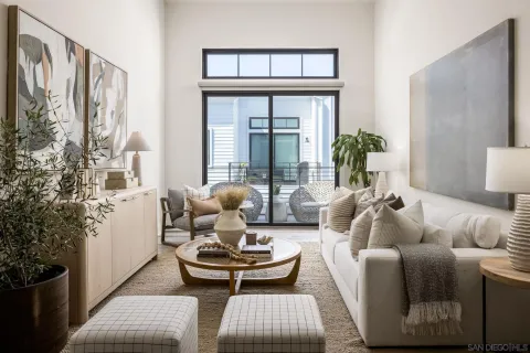 $1,275,000 | 1107 Catania Court, Unit 208, Encinitas, CA 92024