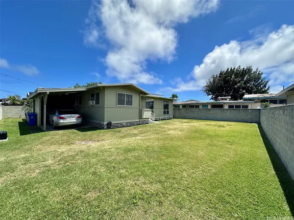 $4,000 | 420 A Oneawa Street, Kailua, HI 96734