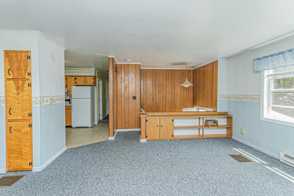 152 Davis Road Farmington, ME 04938 - Photo 9 of 35 --0516
