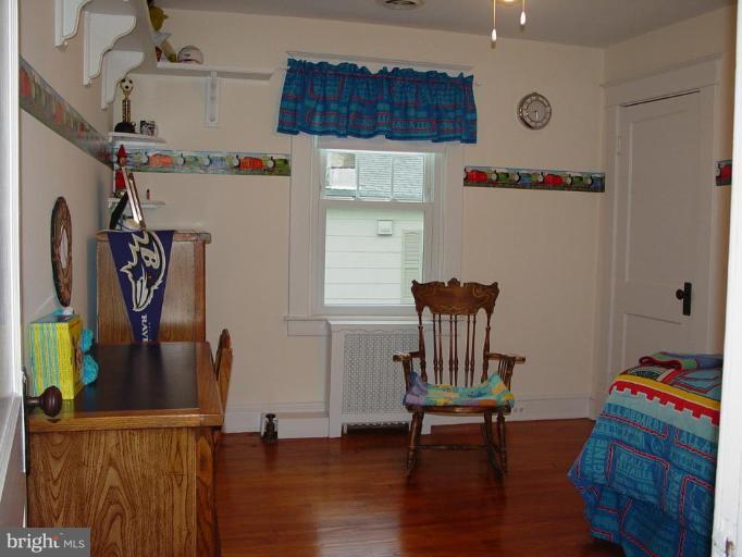 520 Anneslie Road Baltimore, MD 21212 - Photo 23 of 29 Second bedroom.