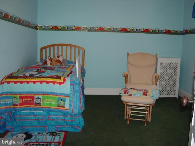520 Anneslie Road Baltimore, MD 21212 - Photo 27 of 29 Third bedroom