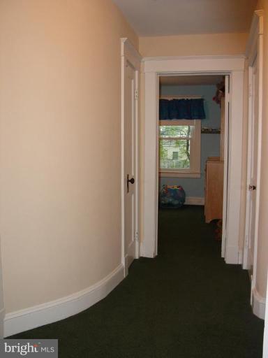 520 Anneslie Road Baltimore, MD 21212 - Photo 28 of 29 Hallway on second level.