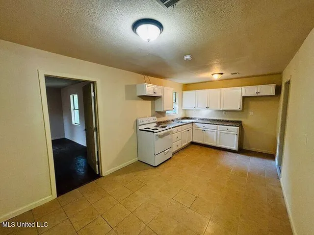 $99,500 | 2716 Rutledge Avenue, Jackson, MS 39213