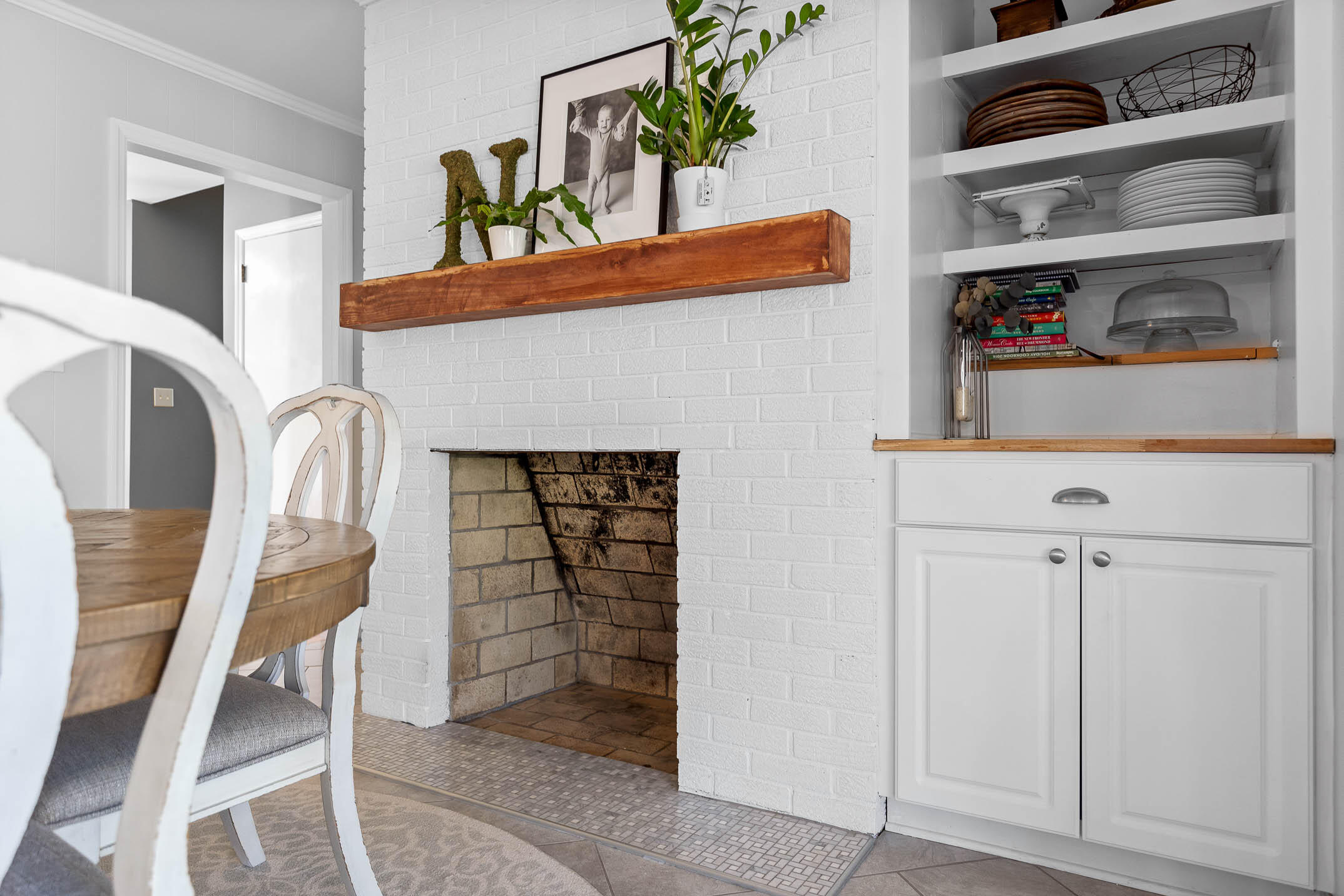 7013 Genoa Drive Chattanooga, TN 37421 - Photo 15 of 51 Dining Fireplace and Built Ins