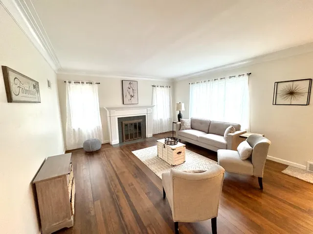 $399,900 | 7528 6th Avenue, Kenosha, WI 53143