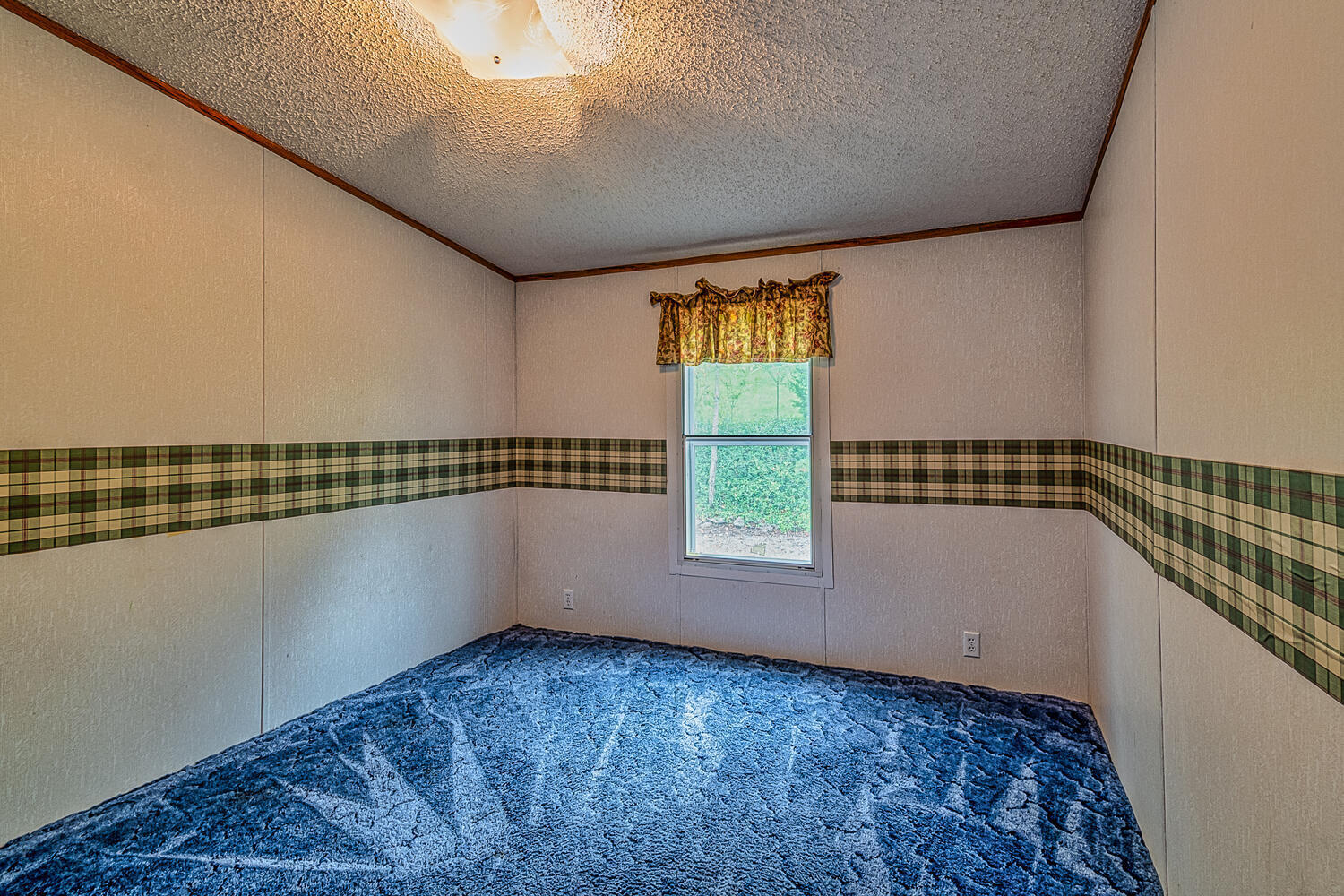 334 Fancy Meadows Road Knoxville, TN 37924 - Photo 12 of 28 334 Fancy Meadows Rd-large-016-021-Bedro