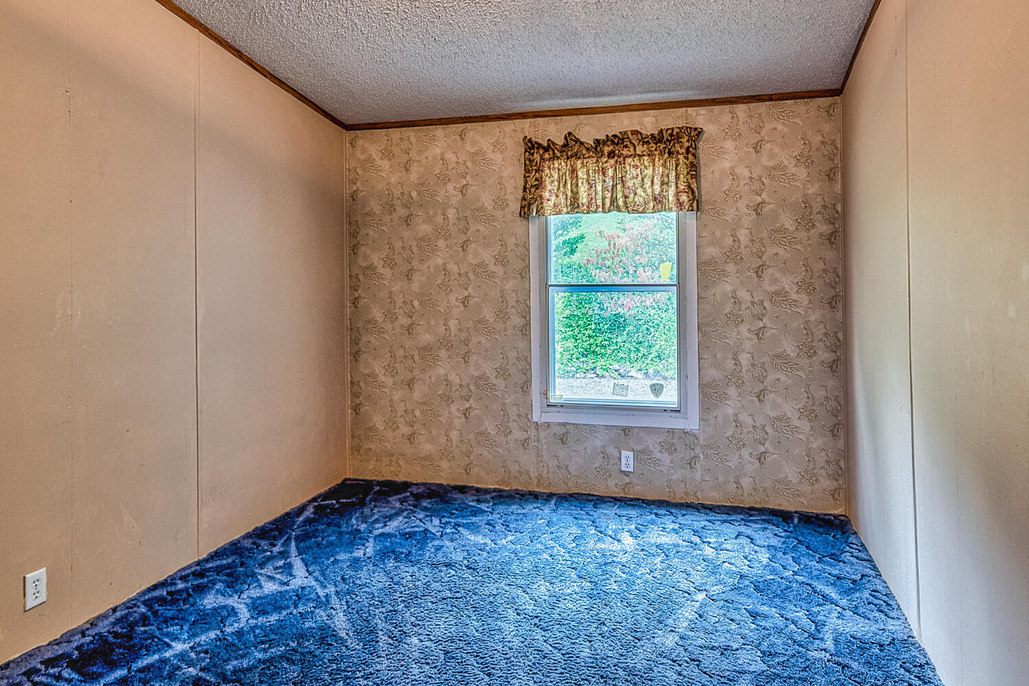 334 Fancy Meadows Road Knoxville, TN 37924 - Photo 15 of 28 334 Fancy Meadows Rd-large-018-024-Bedro