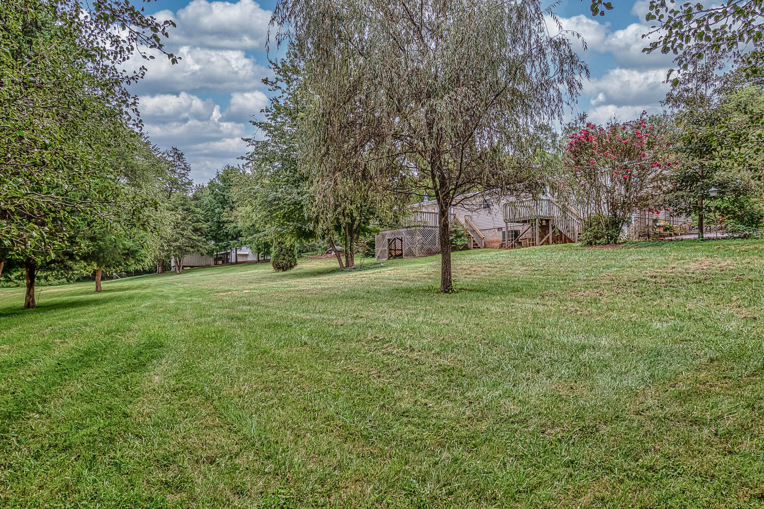 334 Fancy Meadows Road Knoxville, TN 37924 - Photo 24 of 28 334 Fancy Meadows Rd-large-024-013-Back
