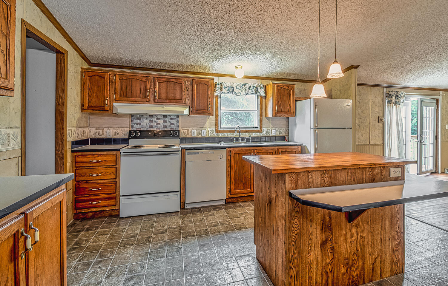 334 Fancy Meadows Road Knoxville, TN 37924 - Photo 8 of 28 334 Fancy Meadows Rd-large-010-020-Kitch
