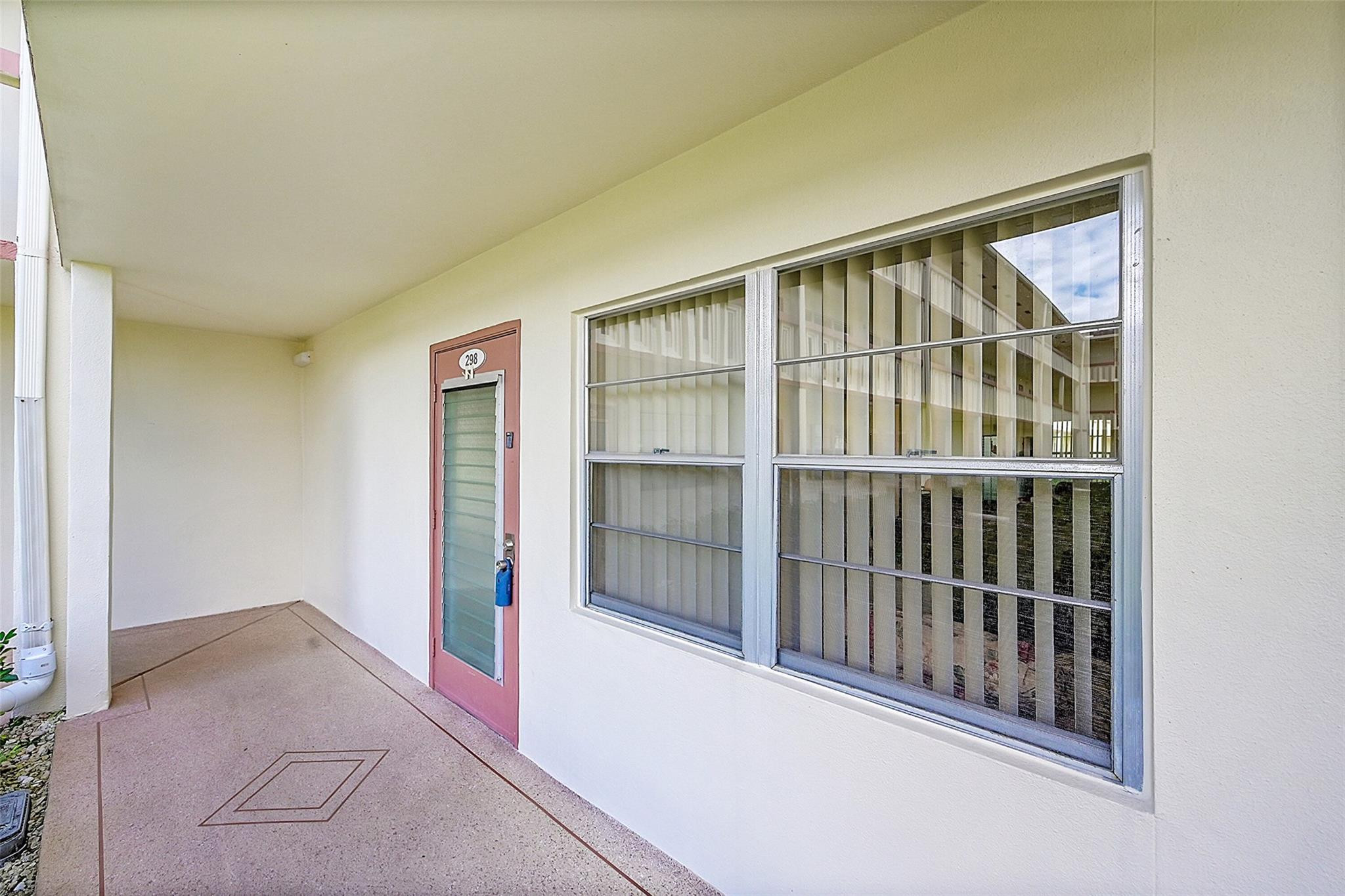 298 Preston H, Unit 298 Boca Raton, FL 33434 - Photo 3 of 38 First Floor Corner
