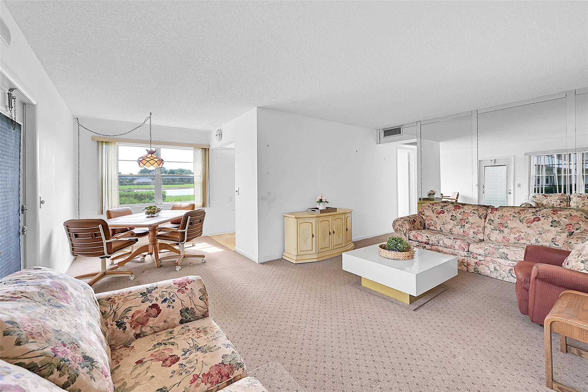 298 Preston H, Unit 298 Boca Raton, FL 33434 - Photo 8 of 38 Photo 8