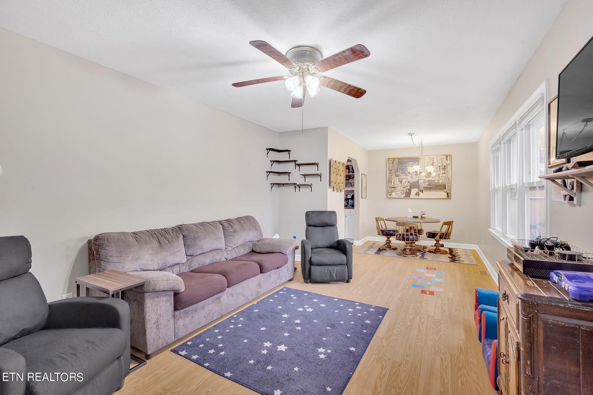 102 Sheridan Circle Oak Ridge, TN 37830 - Photo 13 of 27 Gallery Image 13