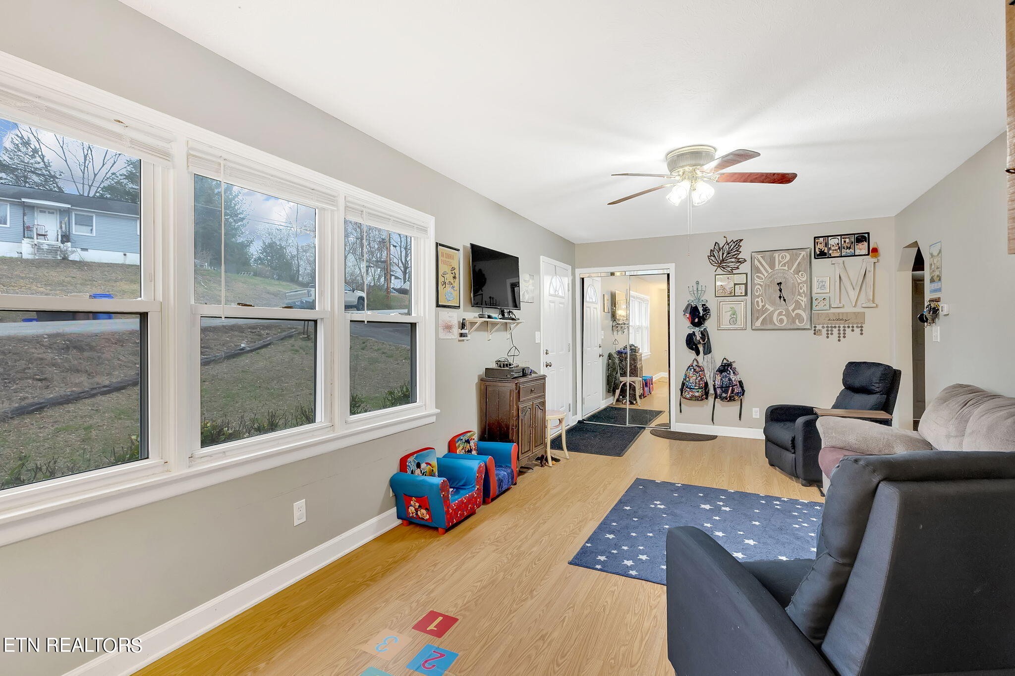 102 Sheridan Circle Oak Ridge, TN 37830 - Photo 18 of 27 Gallery Image 18