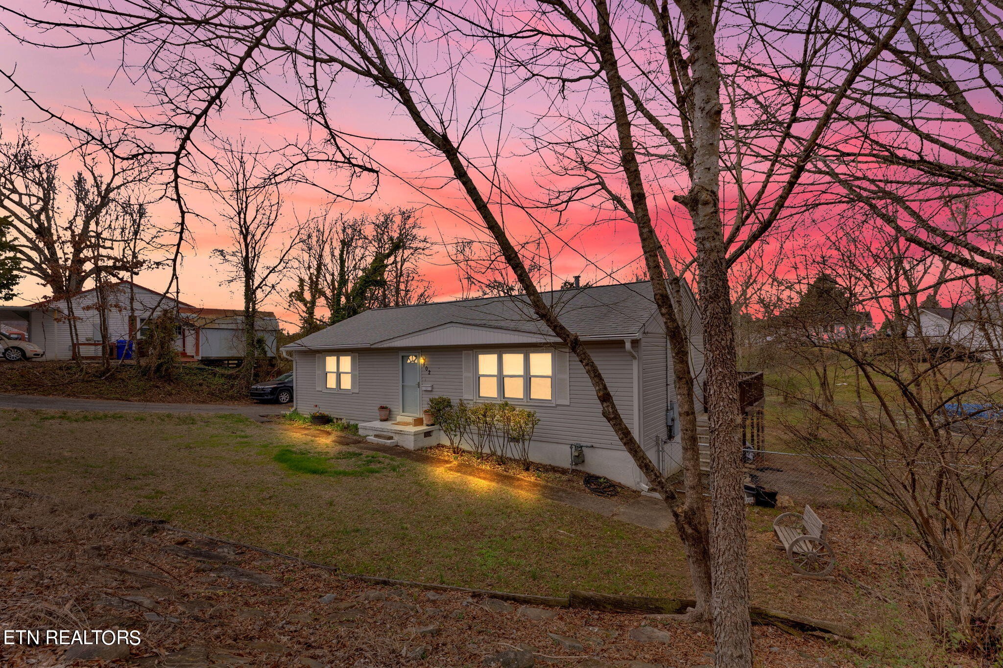 102 Sheridan Circle Oak Ridge, TN 37830 - Photo 4 of 27 Gallery Image 4