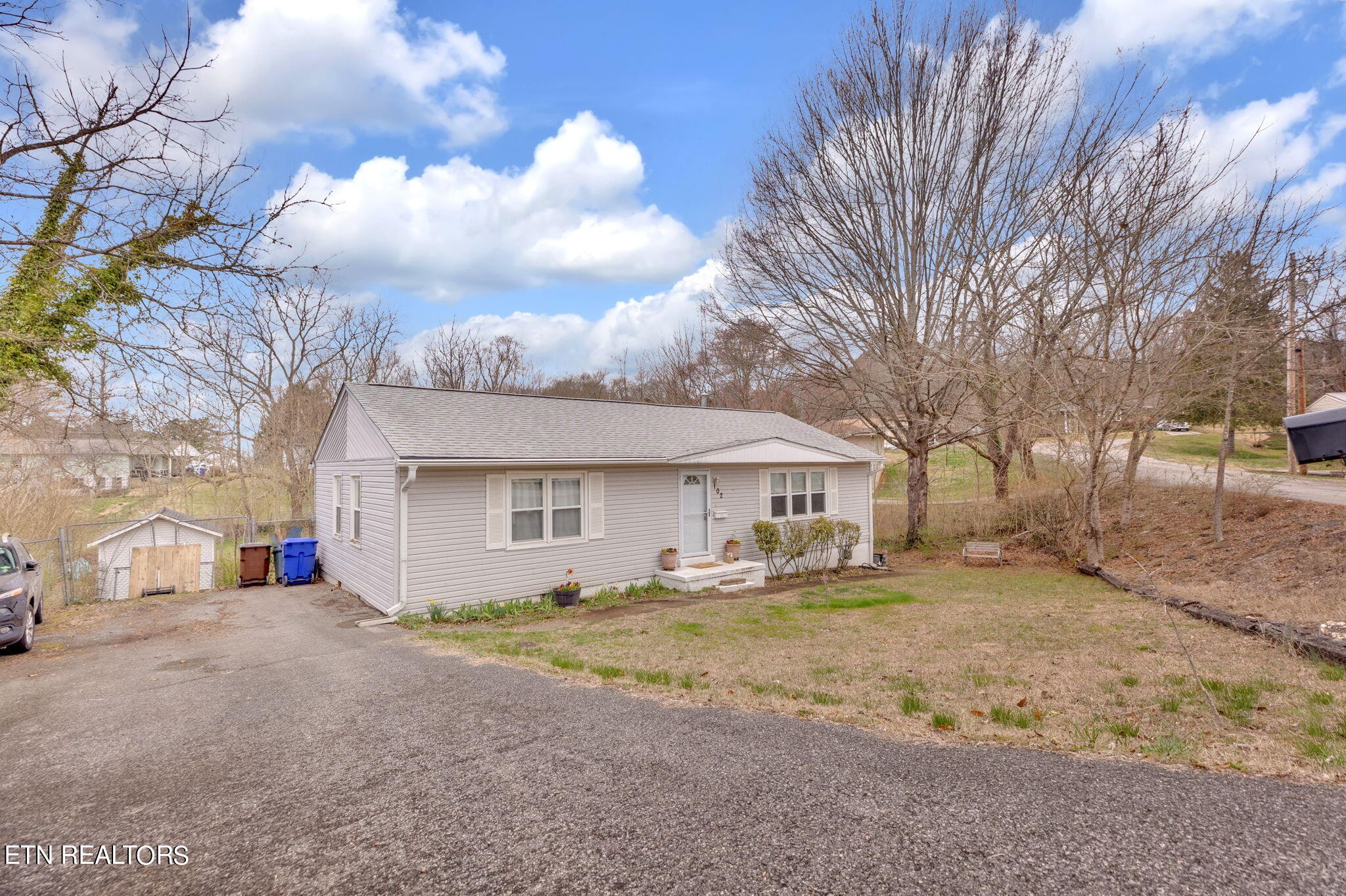 102 Sheridan Circle Oak Ridge, TN 37830 - Photo 6 of 27 Gallery Image 6