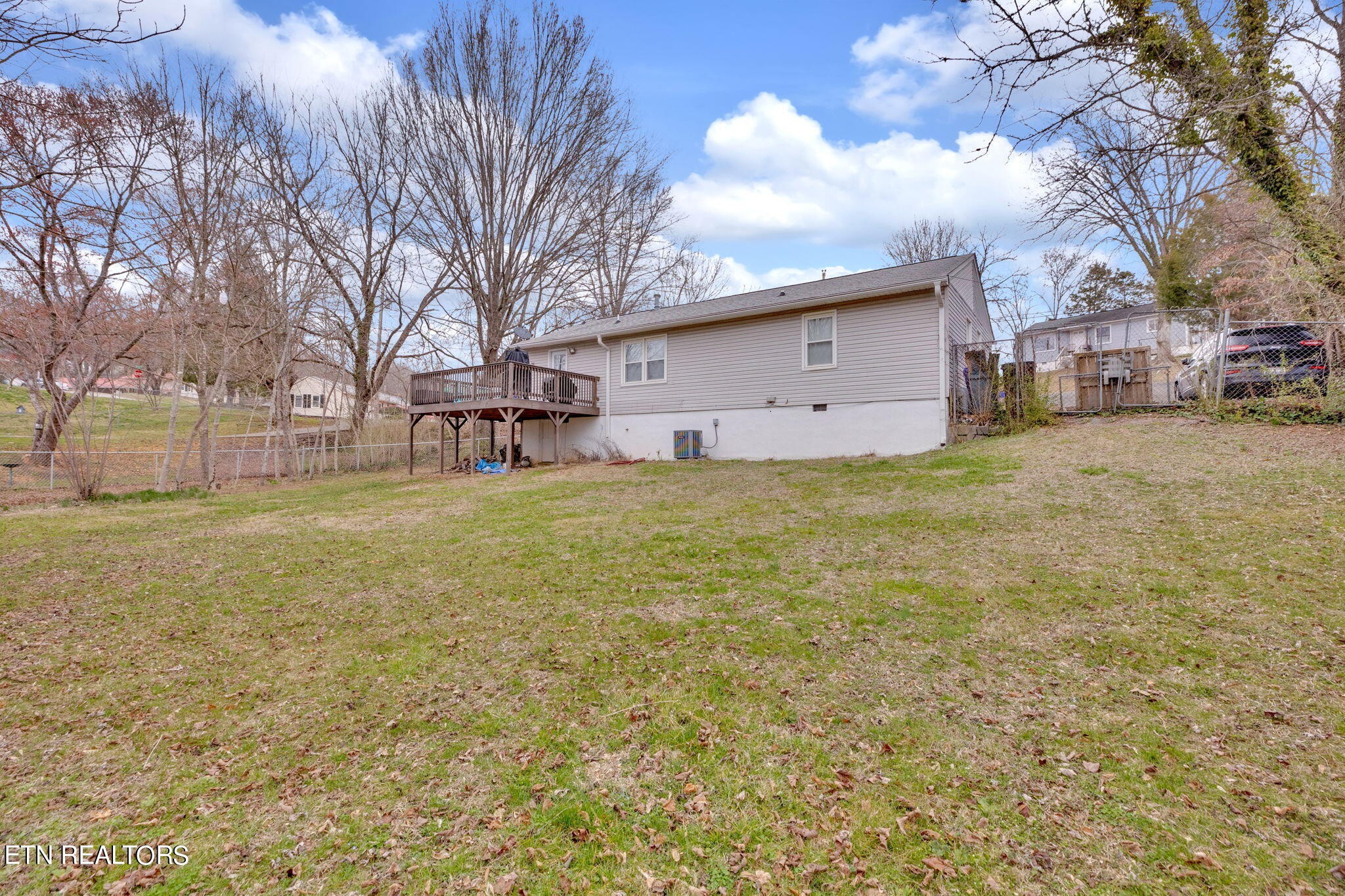 102 Sheridan Circle Oak Ridge, TN 37830 - Photo 9 of 27 Gallery Image 9