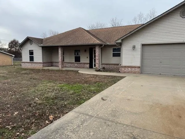 $130,000 | 302 North Edgewood Drive, Coffeyville, KS 67337