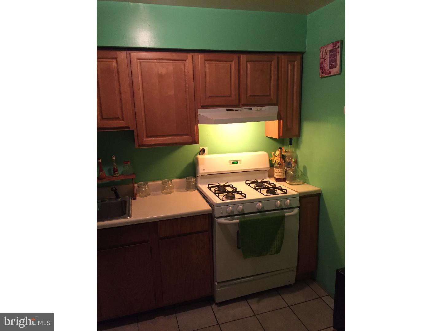 5162 Reno Street Philadelphia, PA 19139 - Photo 5 of 15 Kitchen