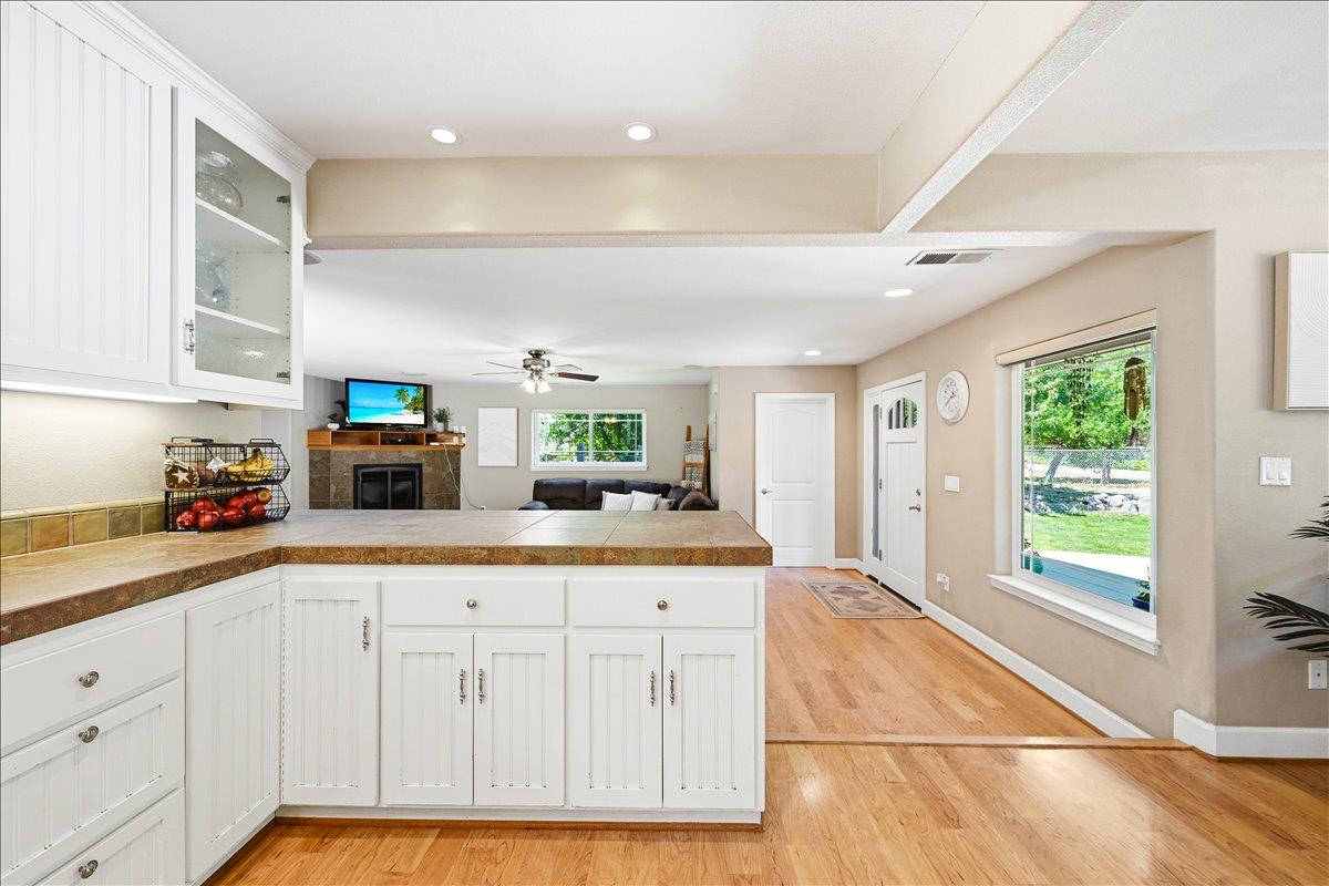 14240 Hollydale Road Grass Valley, CA 95945 - Photo 16 of 53