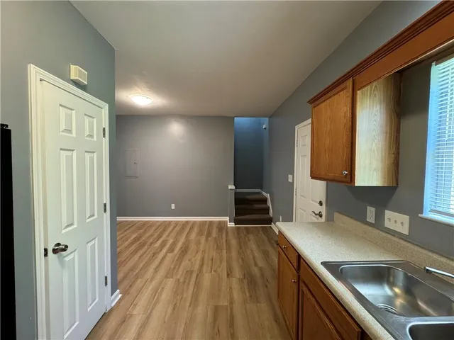 $1,725 | 24 South Eugenia Place Northwest, Atlanta, GA 30318