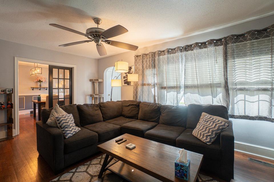 541 West Calhoun Street Sumter, SC 29150 - Photo 4 of 24 20251110235336470777000000-o