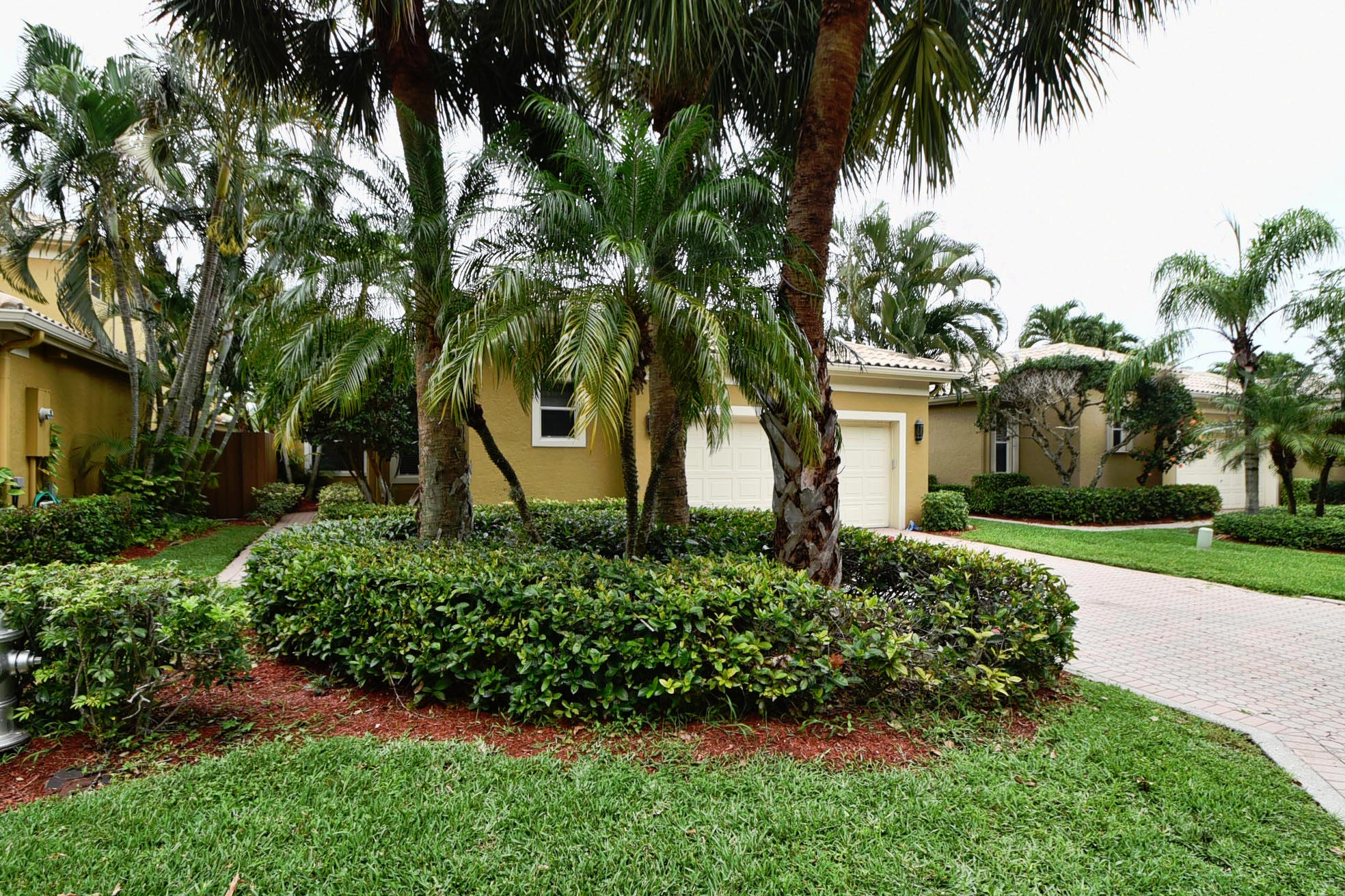 2351 Northwest 66th Drive Boca Raton, FL 33496 - Photo 2 of 29 DSC_0640