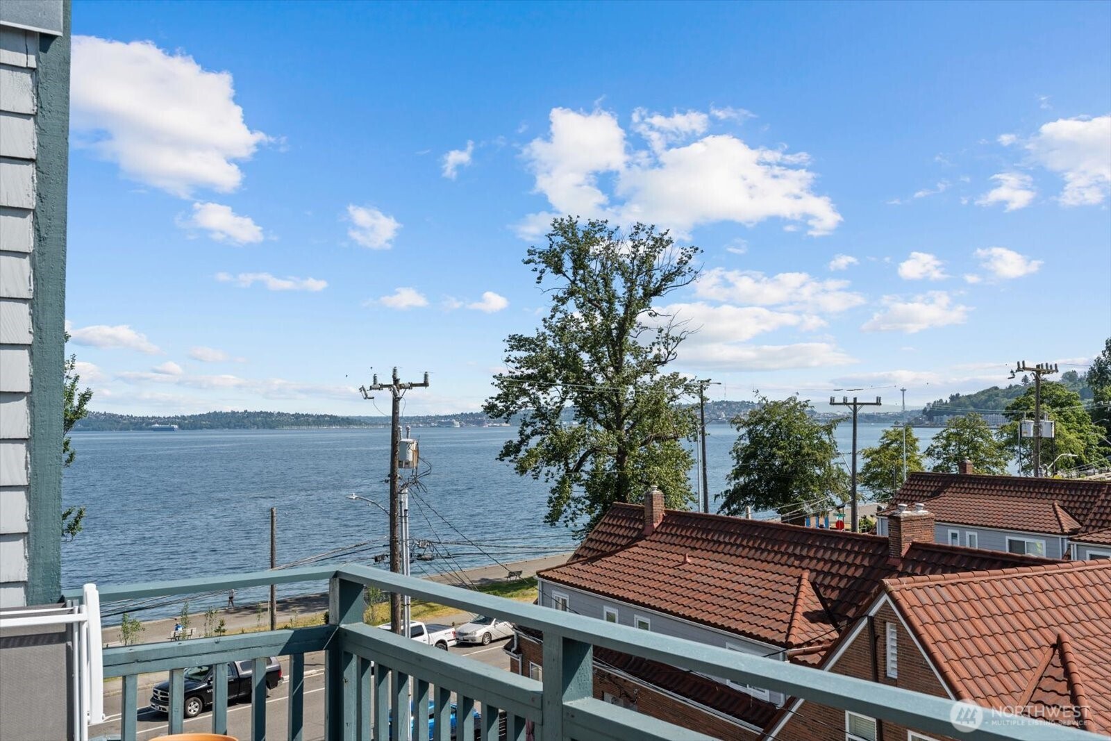 2920 Alki Avenue Southwest, Unit 409 Seattle, WA 98116 - Photo 5 of 26