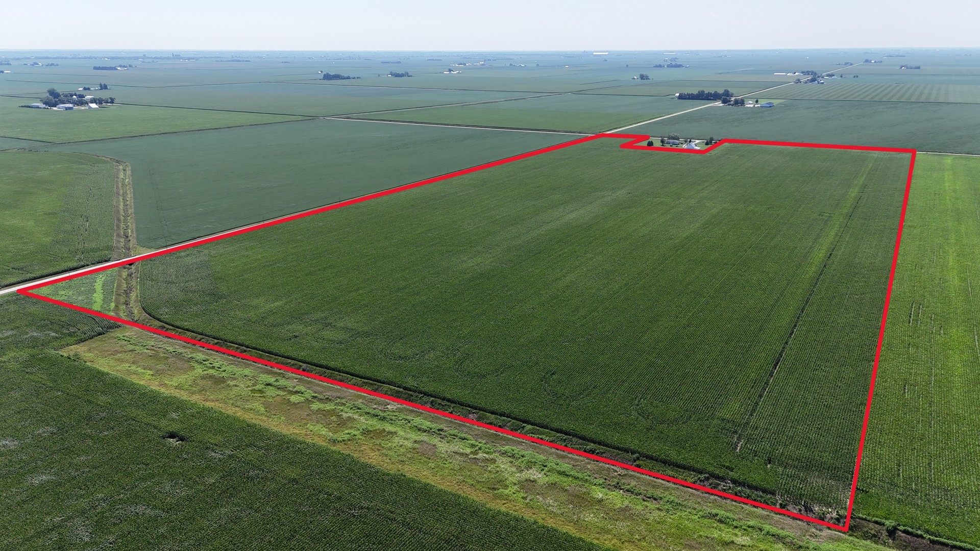 400 East 2423 County Road Danforth, IL 60930 - Photo 4 of 6 a view of an outdoor space with a lake view